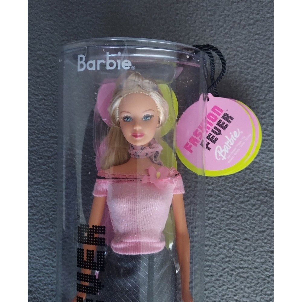Barbie 2004 Fashion Fever Pink Top Black Skirt Boots Outfit Mattel H0660